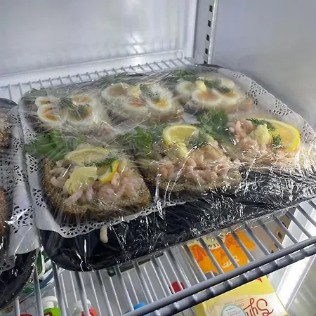 住宿加早餐酒店 Rom & 3*