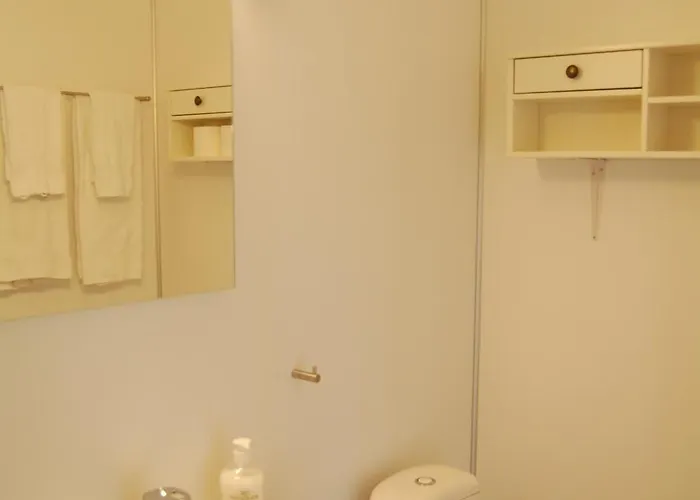 Rom & Bed & Breakfast 3*